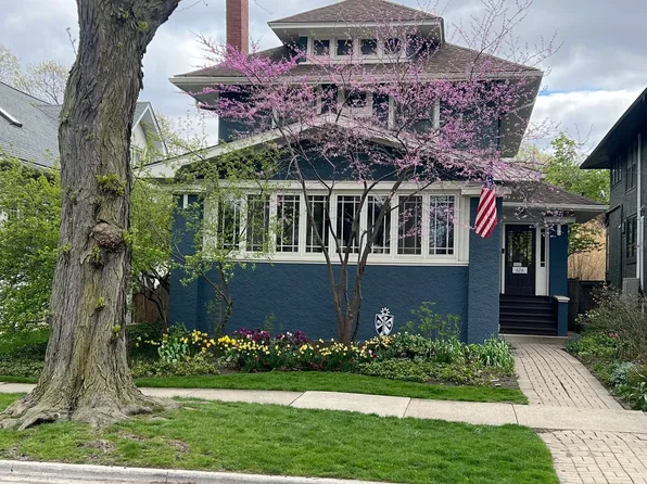 626 Wisconsin Ave, Oak Park, IL 60304