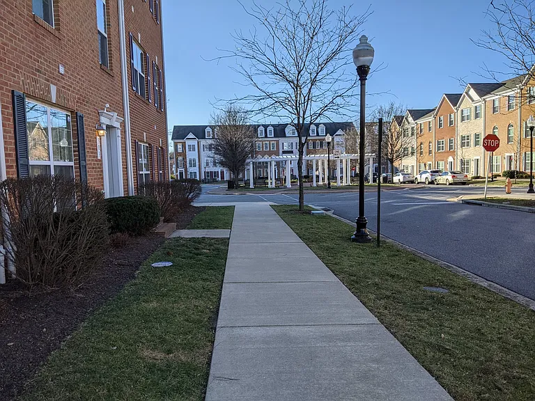 Parkin St — Photo 10