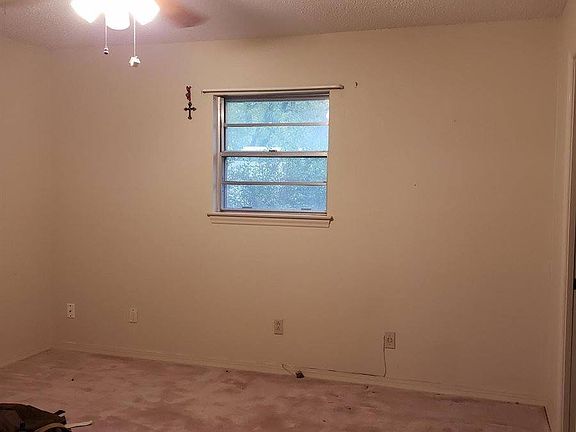 5th image of 2606 11th Ave