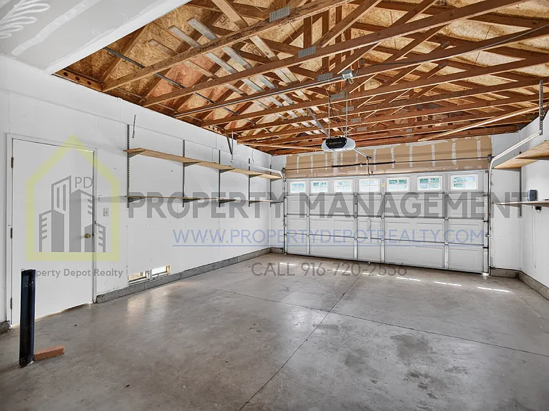 8072 Bothwell Dr — Photo 46
