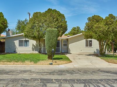 15742 La Cubre Dr, Victorville, CA, 92394
