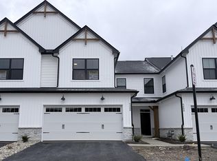 5488 Fawnsbury Ct, Powell, OH 43065