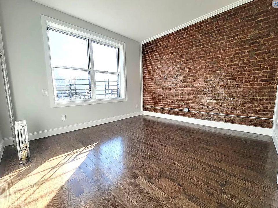 1st image of 25 Vermilyea Ave #57