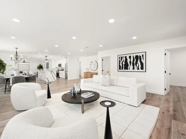 8287 Panchoy St, Lemon Grove, CA 91945