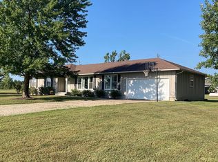107 Pierce St, Maple Hill, KS 66507