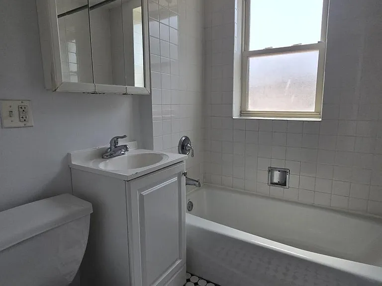 832 Reba Pl #1N — Photo 7