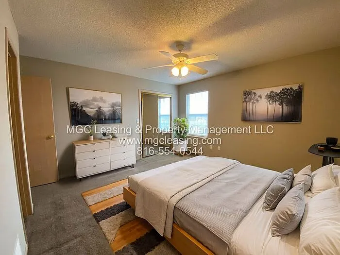 908 Garden Way — Photo 8