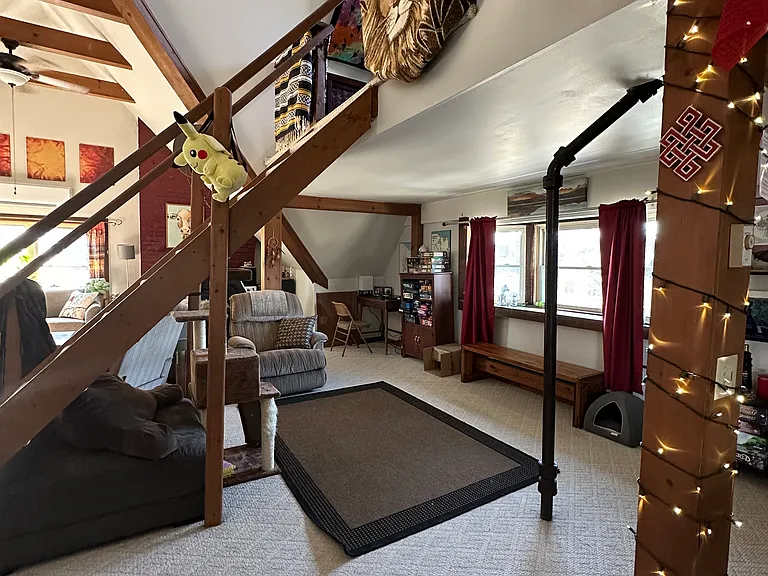 430 Oxford St #3 — Photo 3