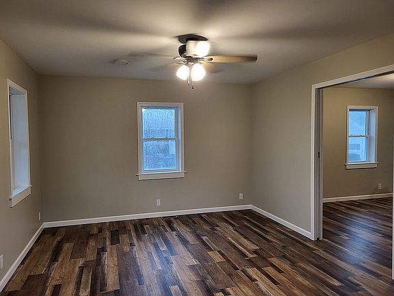 4th image of 111 E 3rd St