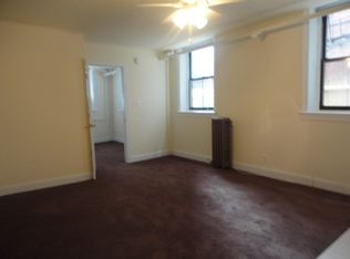 2114 Walnut St #A, Philadelphia, PA 19103