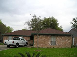 15819 Stonehaven Dr, Houston, TX 77059