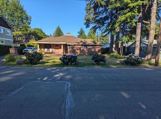 14928 18th Ave SW, Seattle, WA 98166