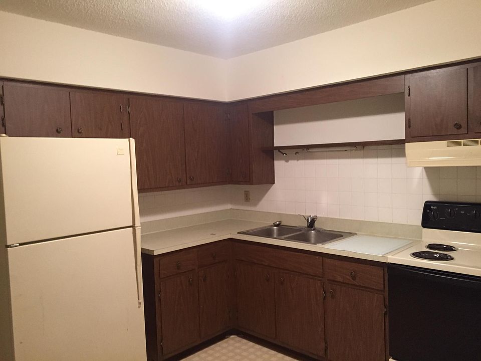 333 Southland Dr UNIT 13, Warrensburg, IL 62573 Zillow