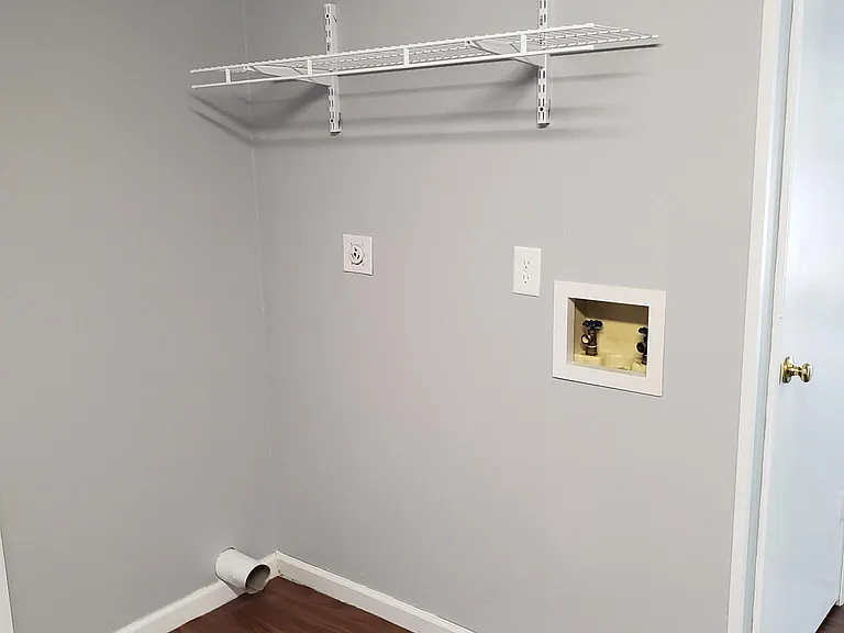 115 Edgewood Dr — Photo 5