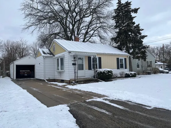 605 Grand Ave, Loves Park, IL 61111