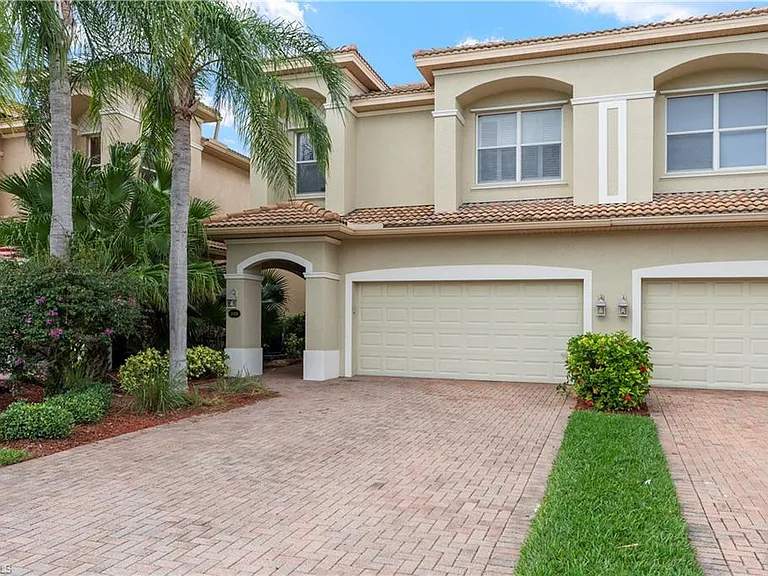 20516 Larino Loop — Photo 2