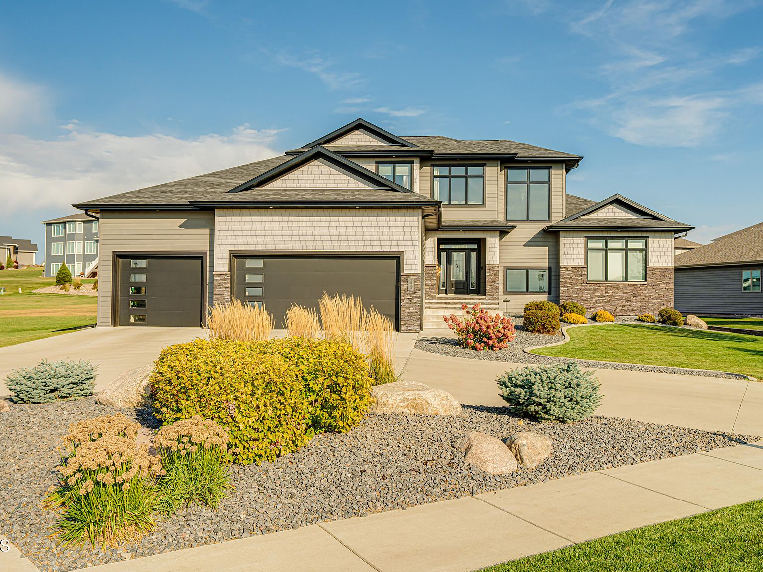 2834 Del Rio Dr, Bismarck, ND 58503 | Zillow