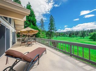386 Golf Course Rd, Lake Arrowhead, CA 92352
