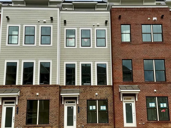 13817 Chrisswind Ave, Woodbridge, VA 22191