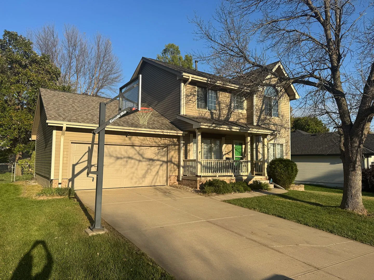 Spacious Papillion home with modern comfort, great curb appeal, and a finished basement built for... — Photo 2