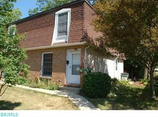 5057 Hibbs Dr, Columbus, OH 43220