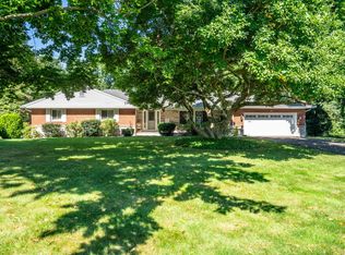 33 Pond Side Dr, Wethersfield, CT 06109