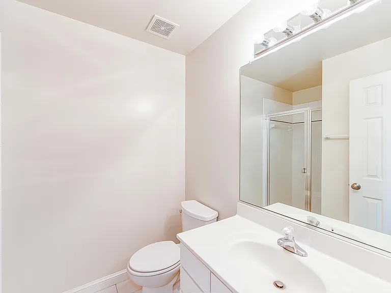 4610 Wilson Blvd — Photo 26