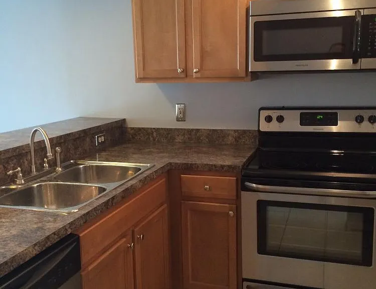 2892 Plaza Terrace Dr #5 — Photo 2