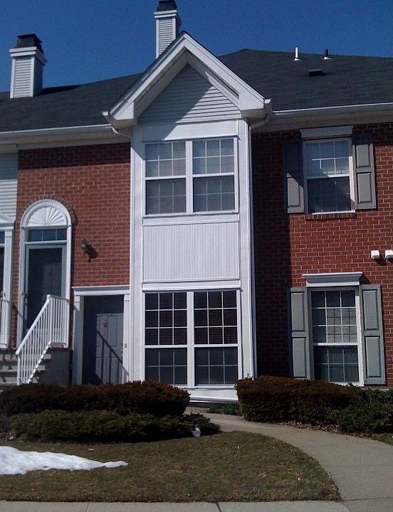 Bottom Unit (No Stairs!)