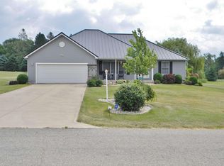 5398 E Creekside Trl, Syracuse, IN 46567