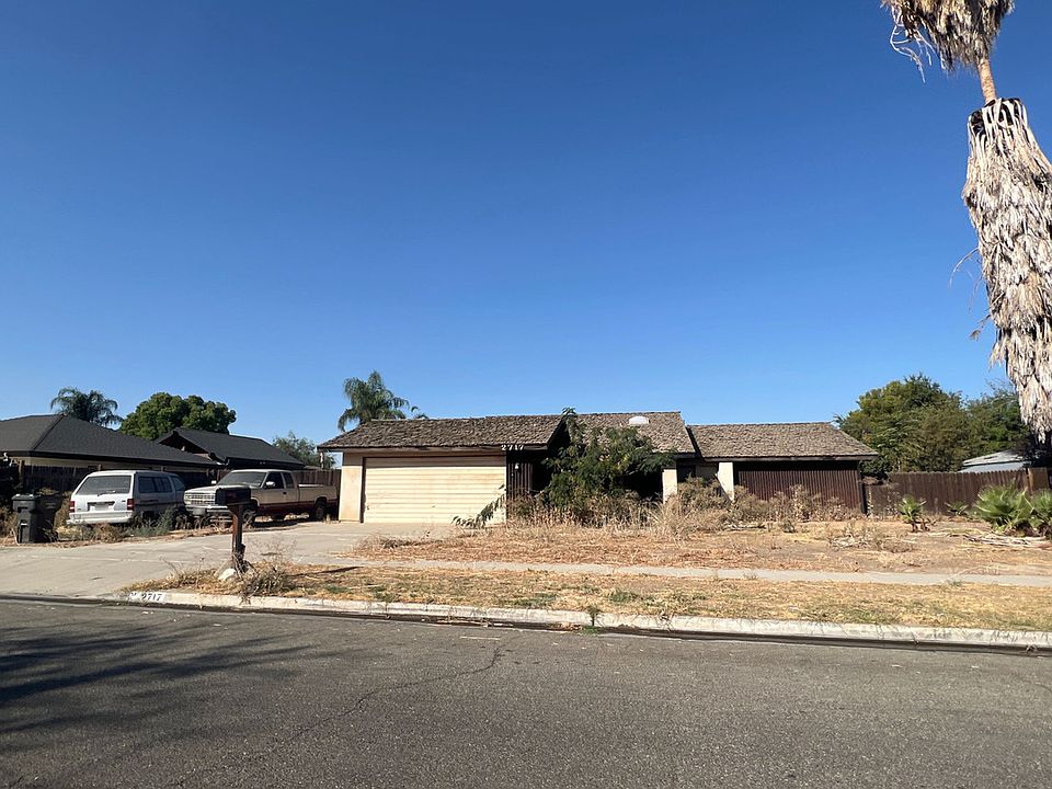 1st image of 2717 La Cresenta Dr