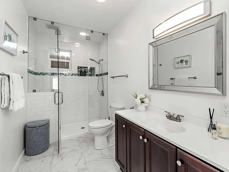 8823 Betty Way — Photo 6