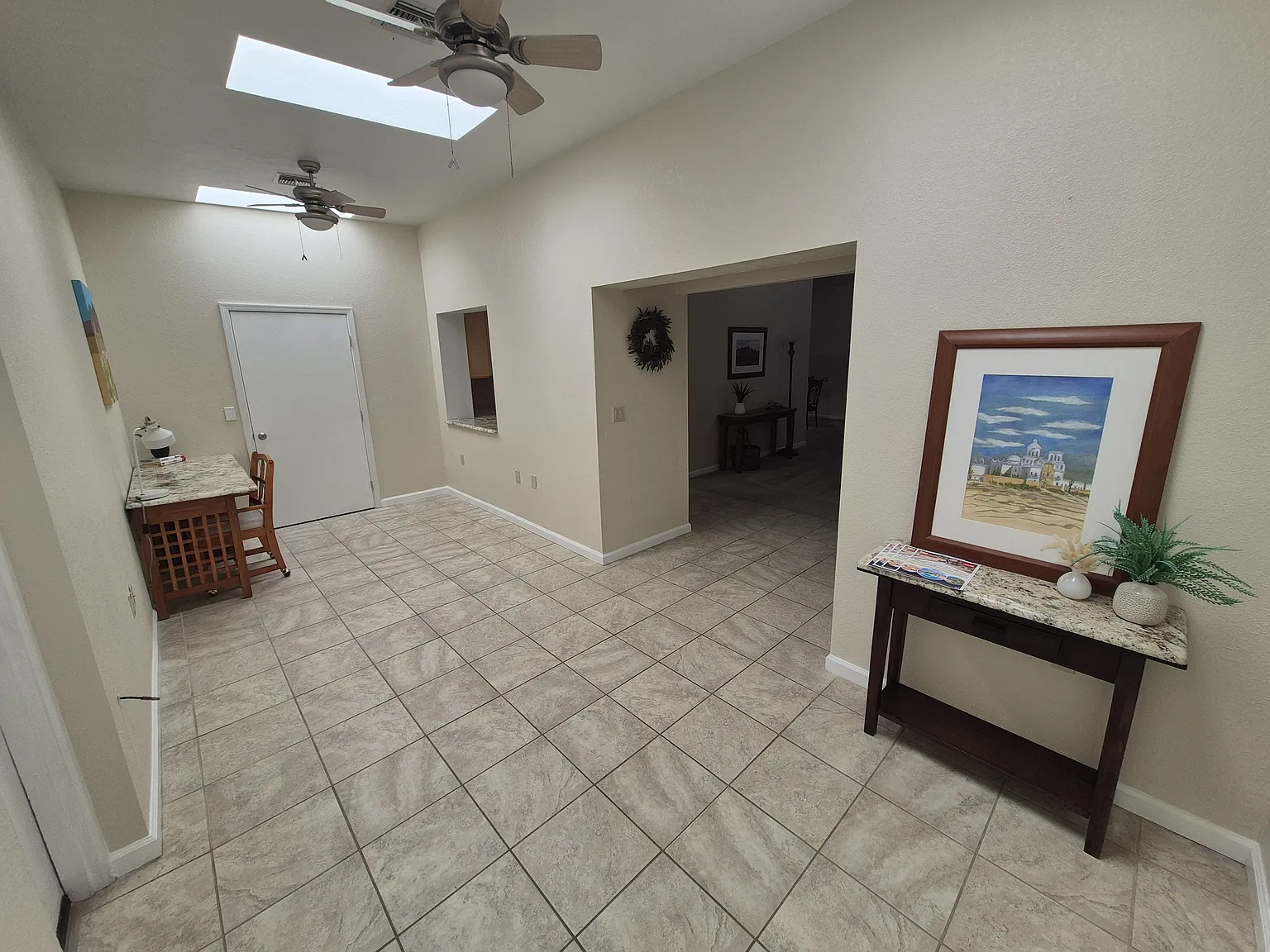 7402 E Wandering Rd — Photo 4