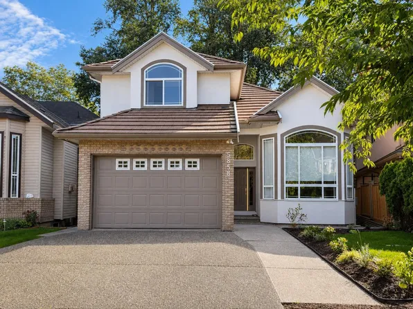 5858 138th St, Surrey, BC V3X 3P3