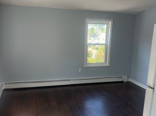 16-18 Alden Pl, Millbrook, NY 12545