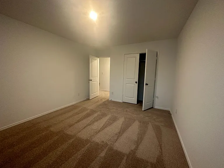 361 Sonterra Dr — Photo 26
