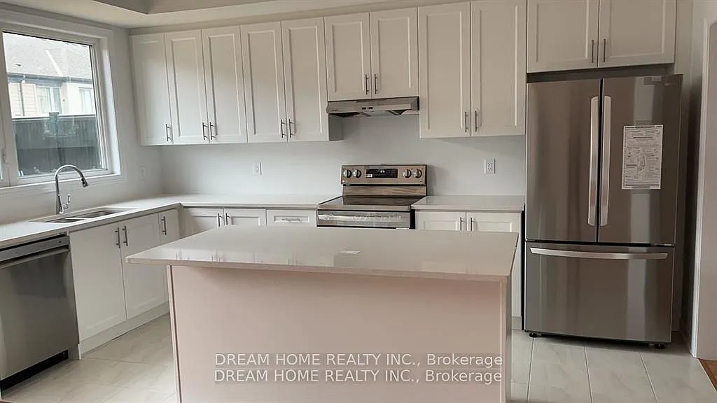 3 bed, $3,200 — Photo 2