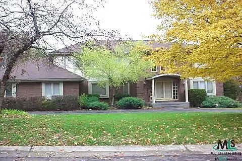 4379 Ramsgate Ln W photo 1