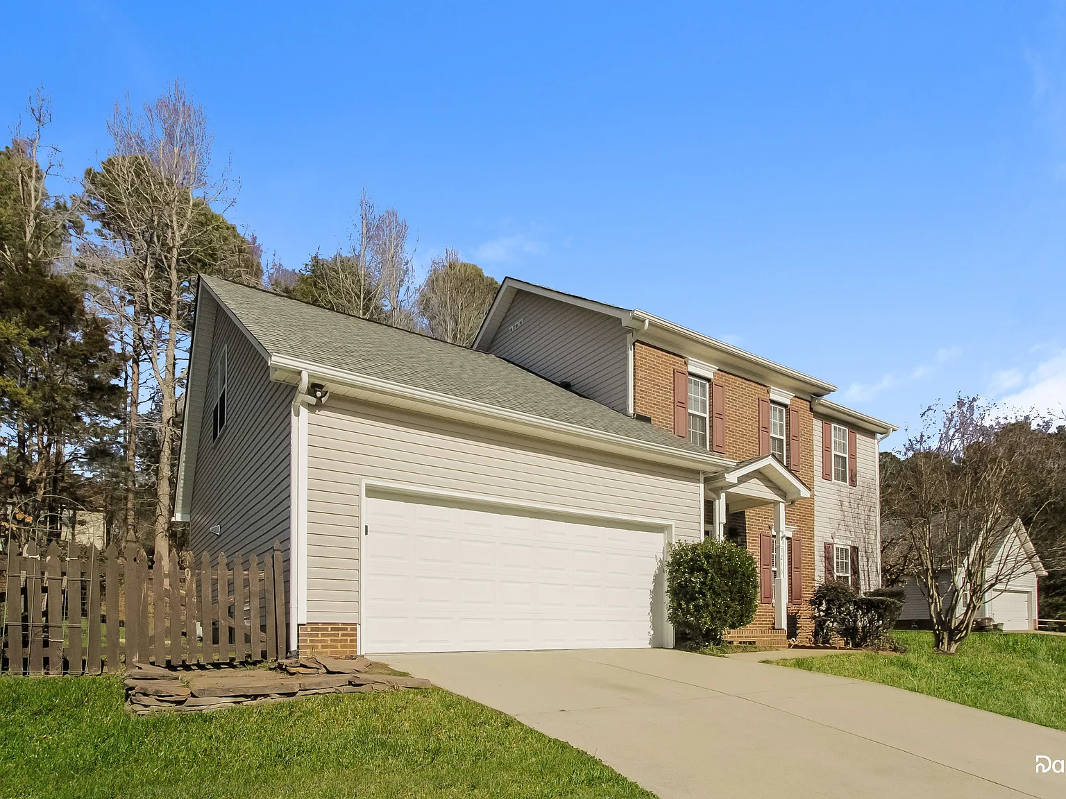4 bed, 2.5 bath, 2016 sqft, $2,435 — Photo 3
