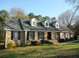 615 Nickajack Rd SW, Mableton, GA 30126