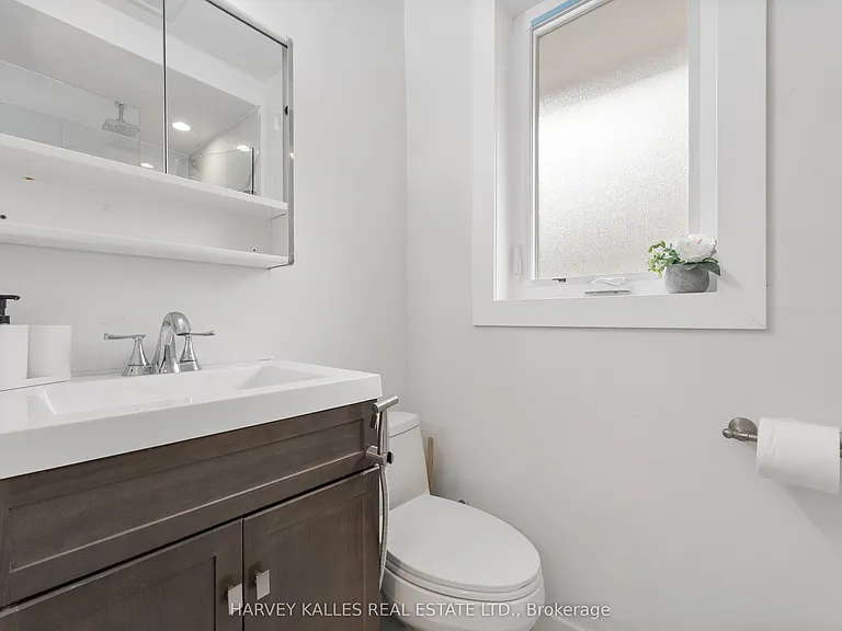 66 Westwood Ln — Photo 22