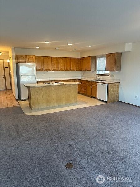 5th image of 1300 W Marina Drive #16