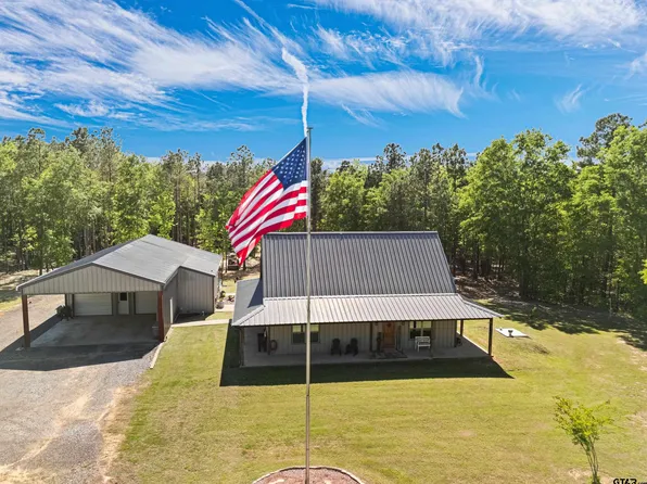 10586 Petunia Rd, Ore City, TX 75683