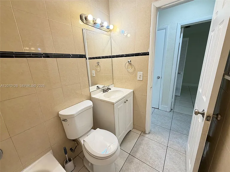 333 NW 2nd Ave #5 — Photo 15