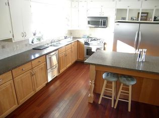 71 Palmer Ln, Waitsfield, VT 05673