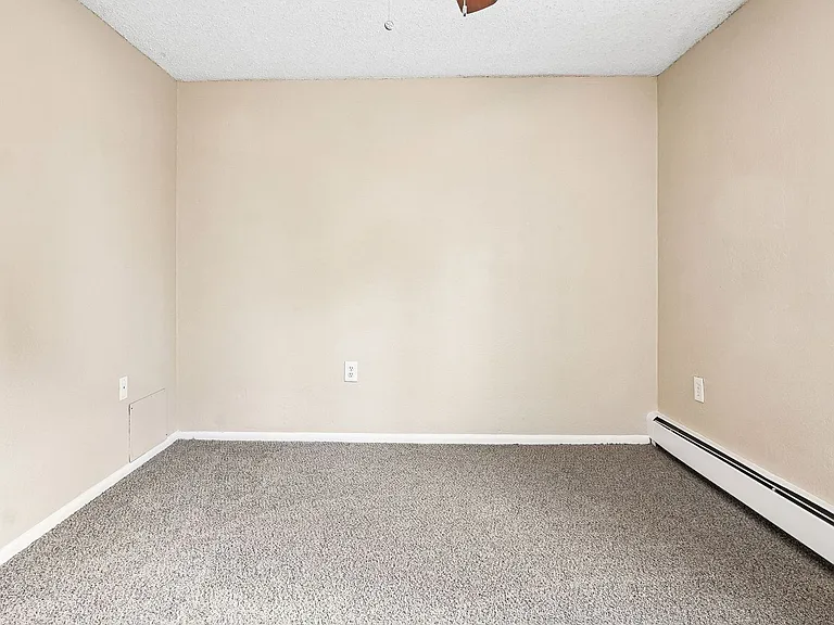 Knollwood and Tanglewood Apartments — Photo 49