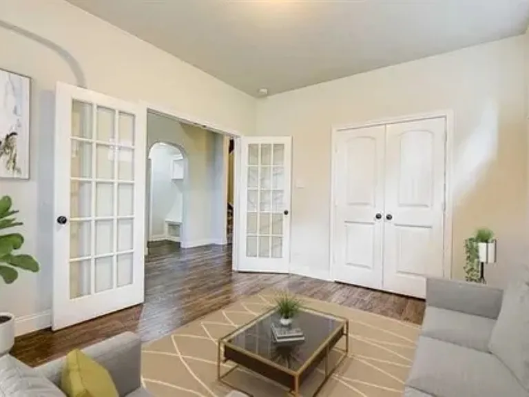 613 Cypress Hill Dr — Photo 4
