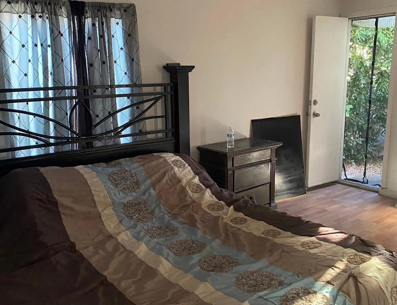 2 bed, 965 sqft, $2,500 — Photo 3
