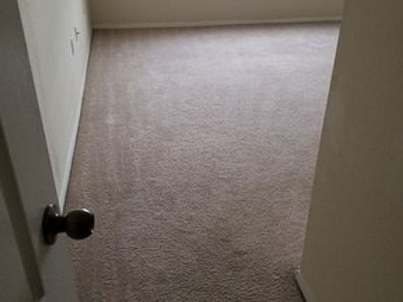 3rd image of 3319 S Kirkman Rd APT 338