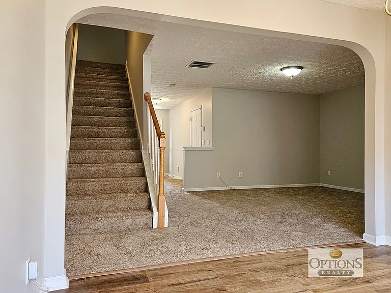 752 Georgetown Ct — Photo 10